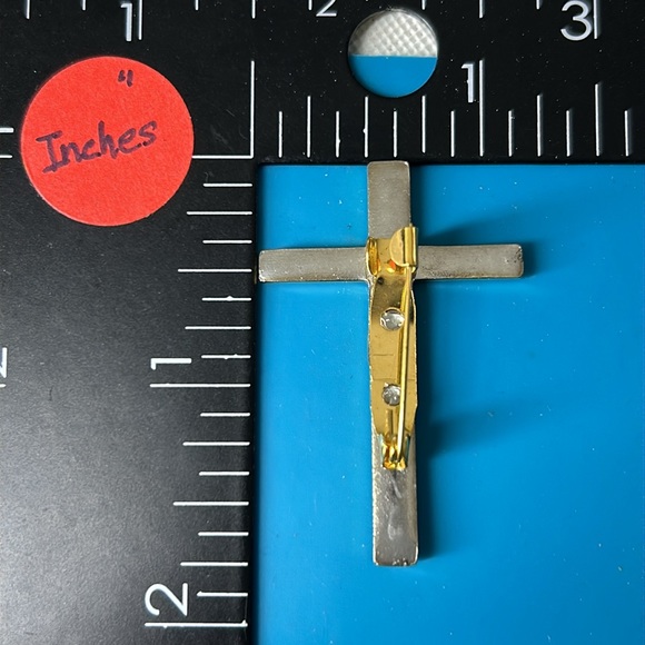 🖤Cross brooch - Picture 7 of 9